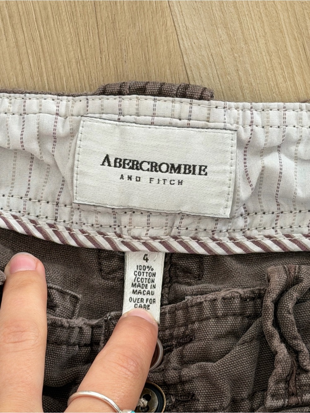 Abercrombie & Fitch Y2K Brown Cargo Utility Pants Women’s Size 4P 100% Cotton - Picture 3 of 5